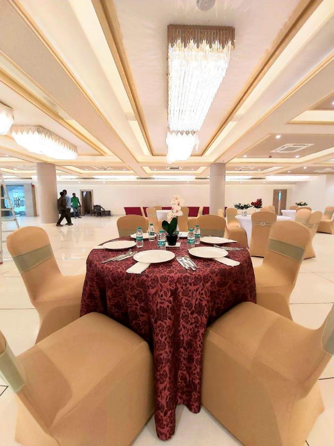 Acco Grand Hotel ลัคเนา ภายนอก รูปภาพ