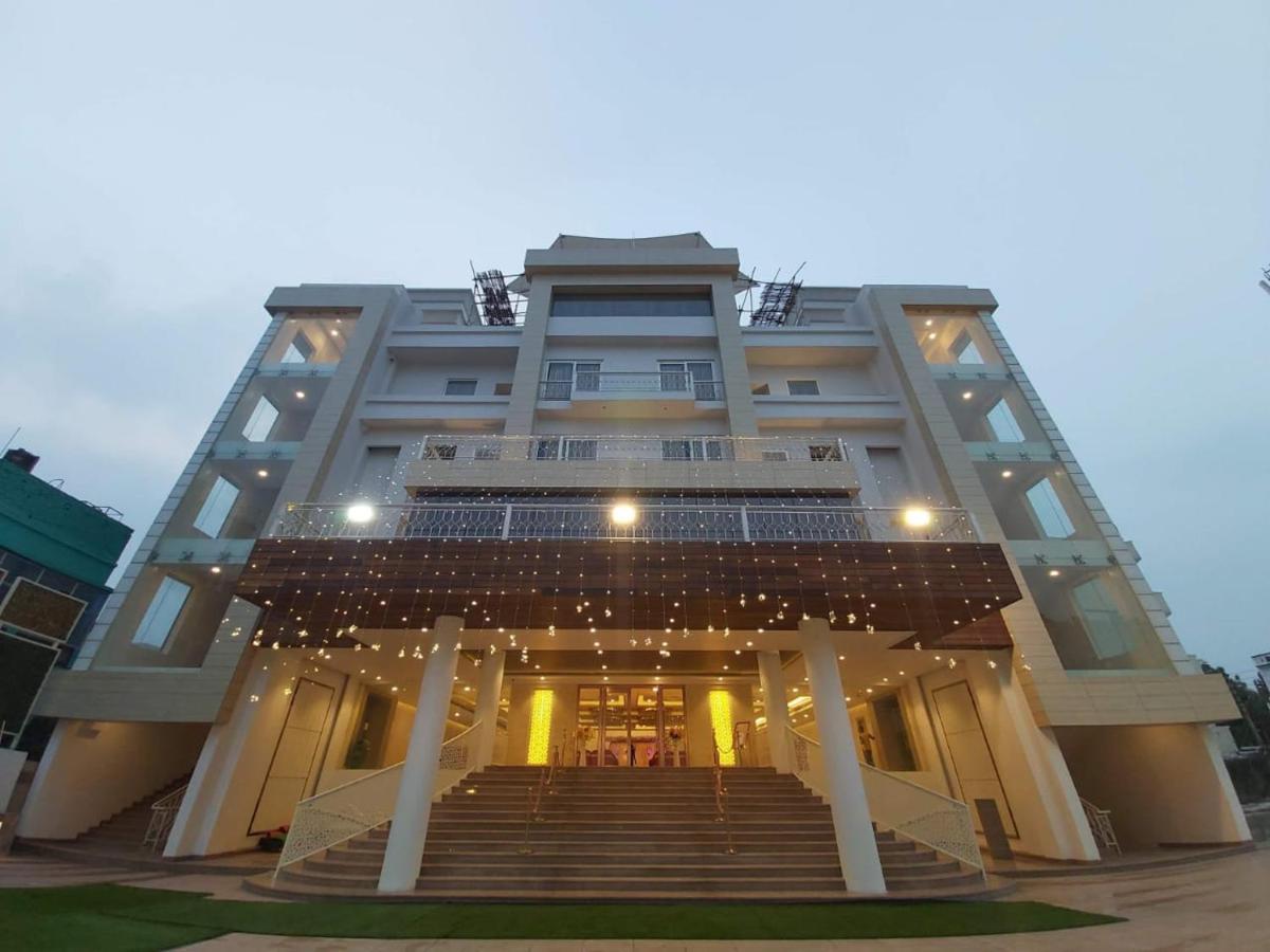 Acco Grand Hotel ลัคเนา ภายนอก รูปภาพ